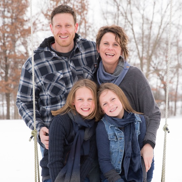 Meet your Posher, Heather - Picture 1 of 1